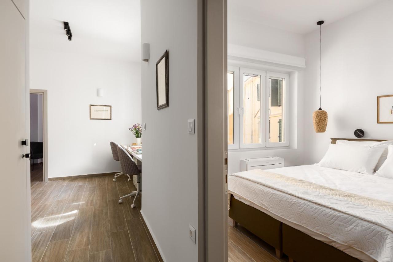 Leonidas - Annunziata Luxury Penthouse Corfu  Bagian luar foto