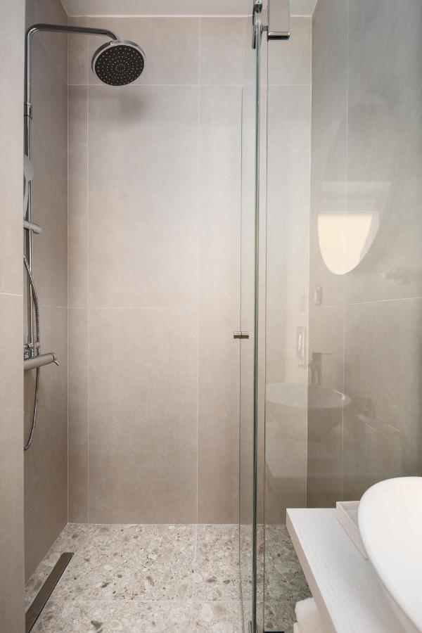 Leonidas - Annunziata Luxury Penthouse Corfu  Bagian luar foto
