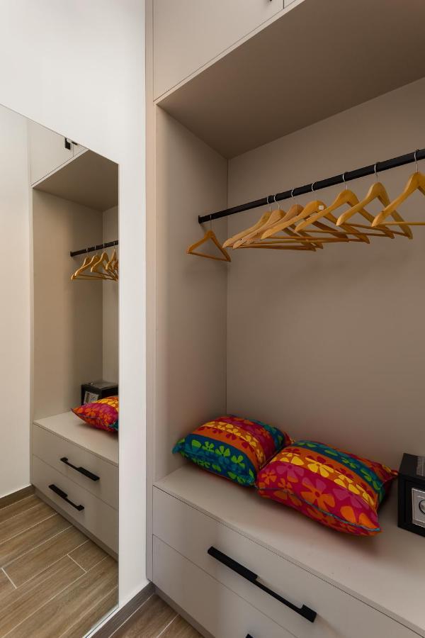 Leonidas - Annunziata Luxury Penthouse Corfu  Bagian luar foto